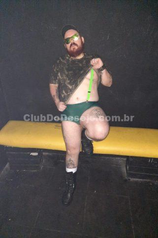 Acompanhante Bothero urso ruivo