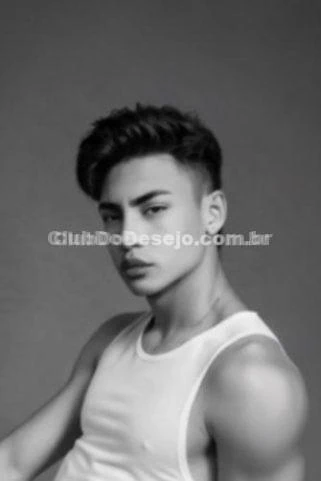 Acompanhante Erick