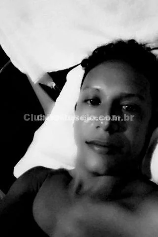 Acompanhante Días Duarte