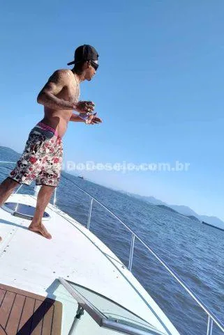 Acompanhante Moreninho