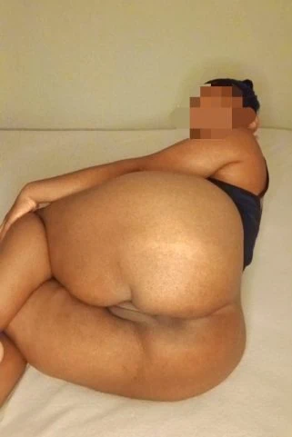 Acompanhante Alícia