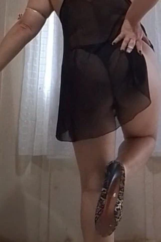 Acompanhante Emanuele Lemos