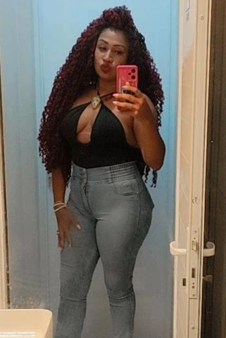 Acompanhante Bella Lancaster