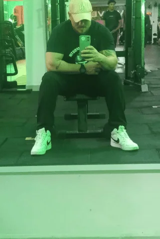 Acompanhante Bruno militar