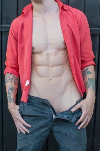 Acompanhante Robert Grande