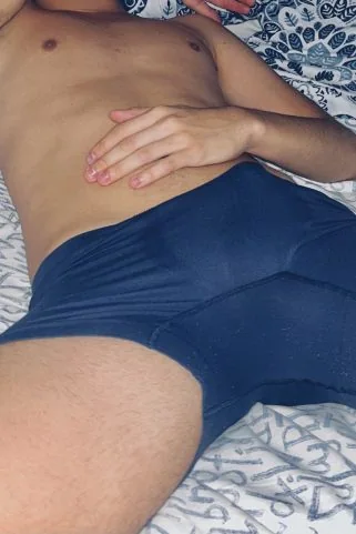 Acompanhante Leonardo alves