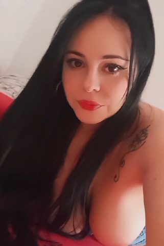 Acompanhante Ana Clara
