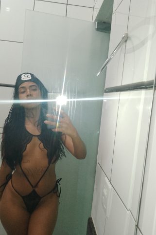 Acompanhante Julia moreninha