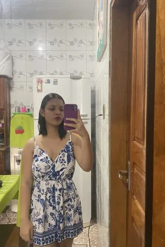 Acompanhante Ninfetinha safada