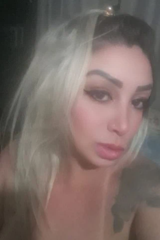 Acompanhante Julia Pimentel