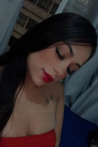 Acompanhante Letícia Santos